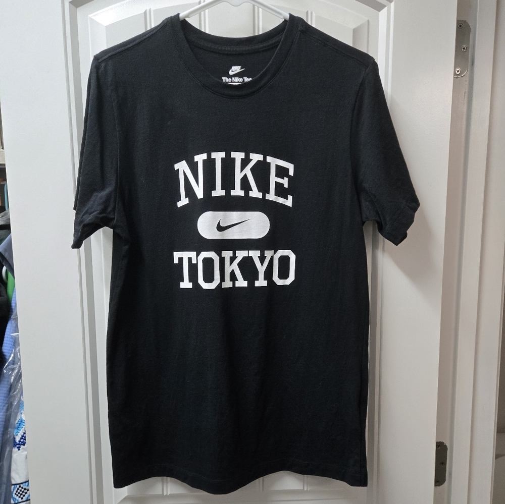 Nike Men's Black Tokyo Tee